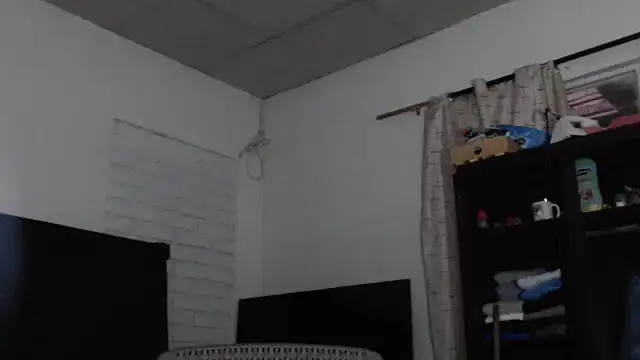 adrixxx38 online show from 02/09/26, 11:20