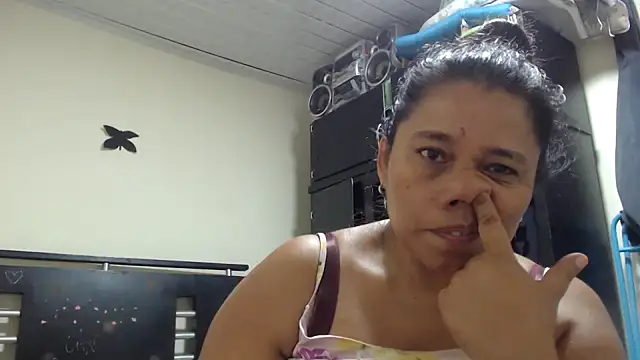 adrixxx38 online show from 05/15/26, 11:01