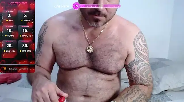 Osobrandon567 online show from 12/24/24, 04:08