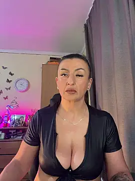 Snapshot of Hotangel75 chatting on 05/15/26, 08:10 Hotangel75 online show from 05/15/26, 08:10