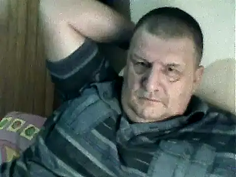 Snapshot of Vyrtous579 chatting on 12/28/24, 03:26 Vyrtous579 online show from 12/28/24, 03:26