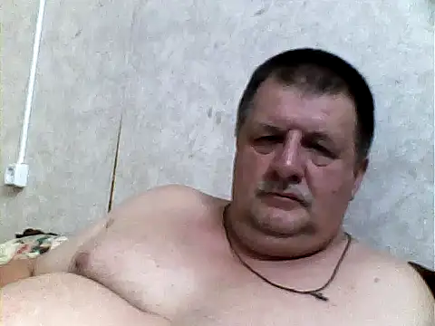 Snapshot of Vyrtous579 chatting on 10/18/25, 08:20 Vyrtous579 online show from 10/18/25, 08:20