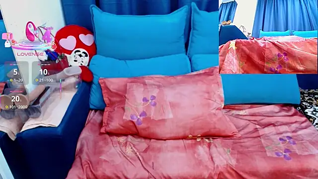 SexyNicolleX online show from 04/08/26, 02:44