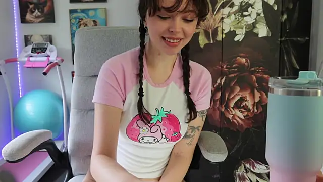 makiyahbelle online show from 02/06/25, 04:10