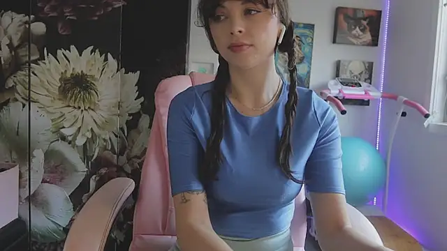 makiyahbelle online show from 04/15/26, 05:25