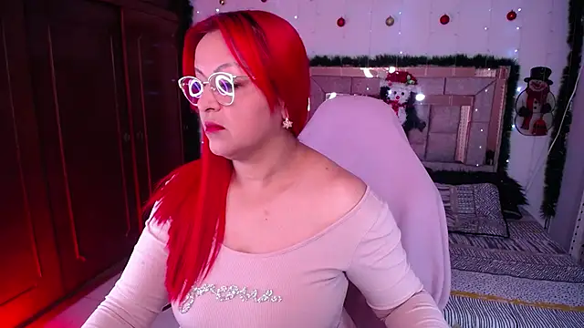 salomecastro  online show from 12/16/25, 02:49