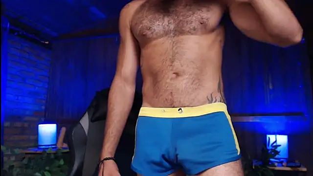 Snapshot of PedroMancini chatting on 02/27/25, 02:00 PedroMancini online show from 02/27/25, 02:00