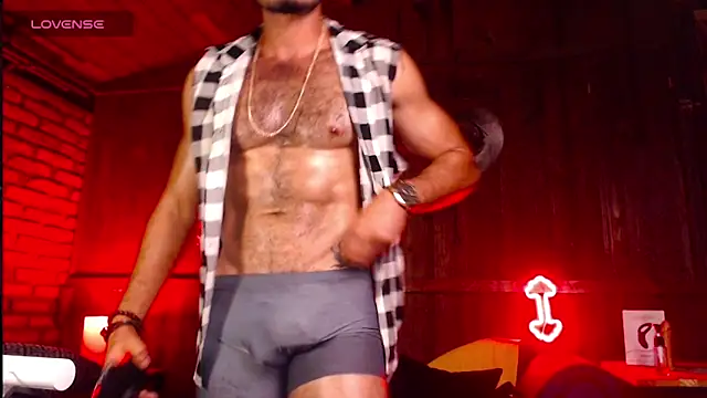 Snapshot of PedroMancini chatting on 10/05/25, 11:08 PedroMancini online show from 10/05/25, 11:08