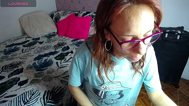 cristin doll  online show from 02/26/25, 05:39