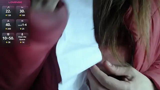 cristin doll  online show from 10/22/25, 09:14