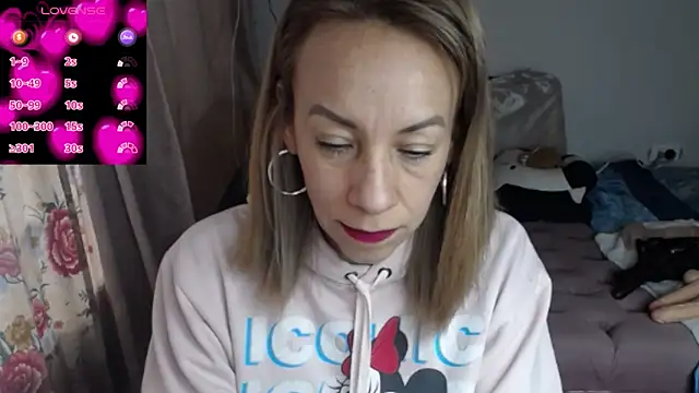 cristin doll  online show from 02/20/26, 07:25