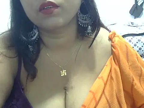 ROSEE MERRYYYY online show from 04/18/26, 07:18