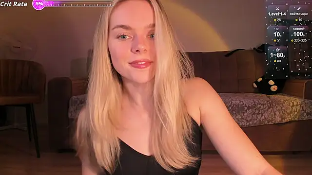 Snapshot of CharliSweet chatting on 11/05/25, 02:17 CharliSweet online show from 11/05/25, 02:17