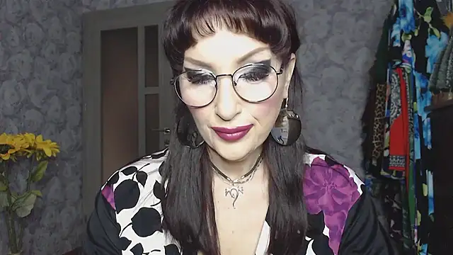 Aziza1 online show from 04/05/26, 02:47