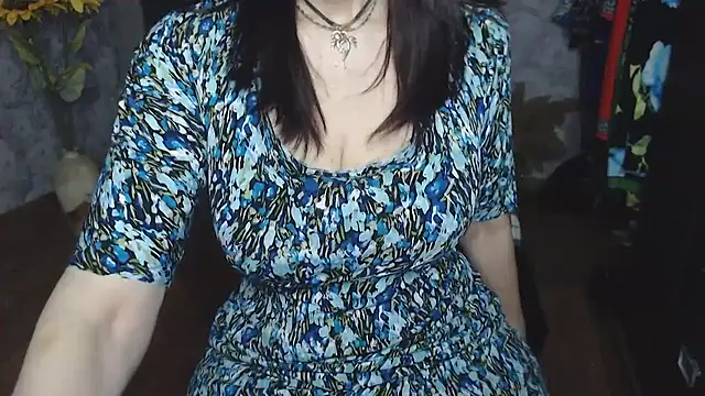 Aziza1 online show from 04/15/26, 07:58