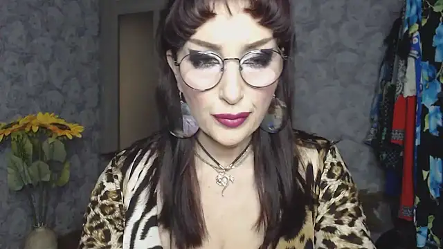 Aziza1 online show from 04/18/26, 01:04