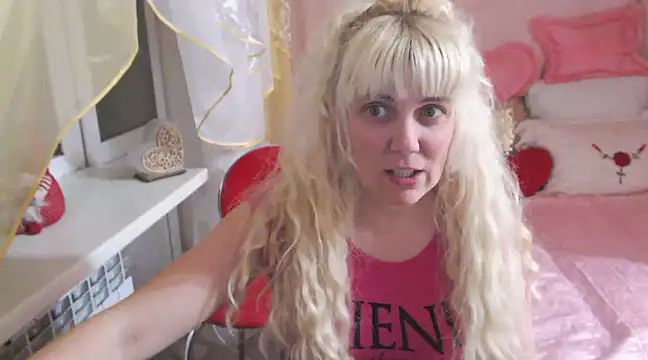 SunnySylvia online show from 02/21/25, 05:09