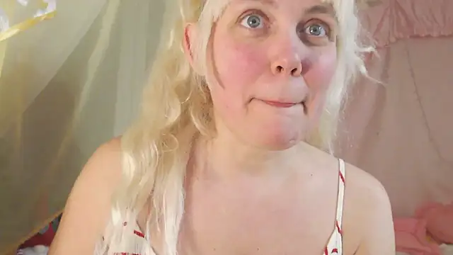 SunnySylvia online show from 02/16/26, 05:20