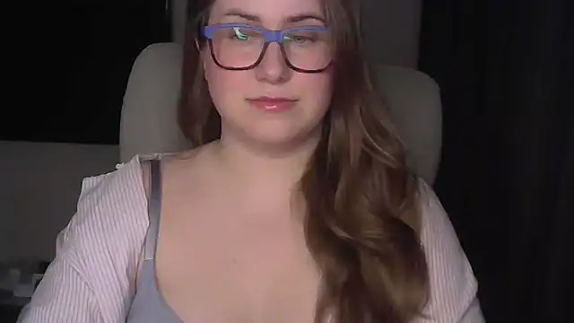 SeasonalSomeone online show from 03/19/26, 07:18