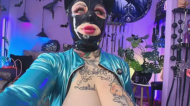 fetishkinkymeganx online show from 06/04/26, 03:07