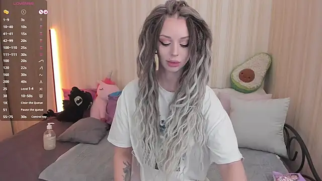 youreyesrgasm online show from 02/17/25, 08:30