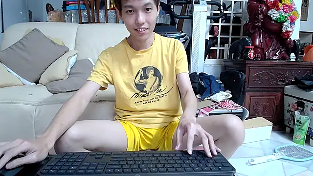 andrewooi online show from 03/10/25, 01:32