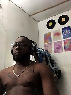 livepro online show from 11/19/25, 04:45