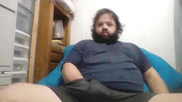 Snapshot of Strongbutgentle36 chatting on 12/05/24, 06:54 Strongbutgentle36 online show from 12/05/24, 06:54