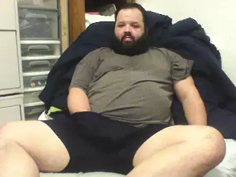 Snapshot of Strongbutgentle36 chatting on 12/16/24, 03:43 Strongbutgentle36 online show from 12/16/24, 03:43