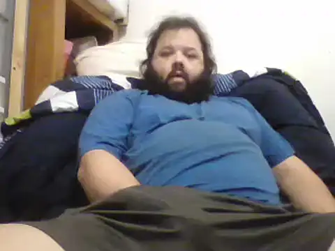 Snapshot of Strongbutgentle36 chatting on 12/17/24, 05:15 Strongbutgentle36 online show from 12/17/24, 05:15