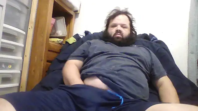 Snapshot of Strongbutgentle36 chatting on 12/19/24, 04:13 Strongbutgentle36 online show from 12/19/24, 04:13