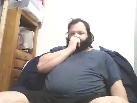 Snapshot of Strongbutgentle36 chatting on 01/04/25, 08:06 Strongbutgentle36 online show from 01/04/25, 08:06