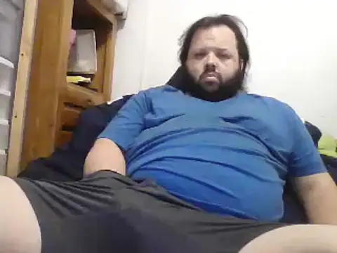 Snapshot of Strongbutgentle36 chatting on 02/09/25, 05:40 Strongbutgentle36 online show from 02/09/25, 05:40