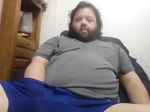 Snapshot of Strongbutgentle36 chatting on 02/15/25, 02:58 Strongbutgentle36 online show from 02/15/25, 02:58