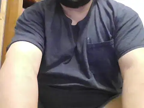 Snapshot of Strongbutgentle36 chatting on 02/22/25, 04:40 Strongbutgentle36 online show from 02/22/25, 04:40