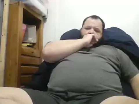 Snapshot of Strongbutgentle36 chatting on 03/20/25, 03:34 Strongbutgentle36 online show from 03/20/25, 03:34