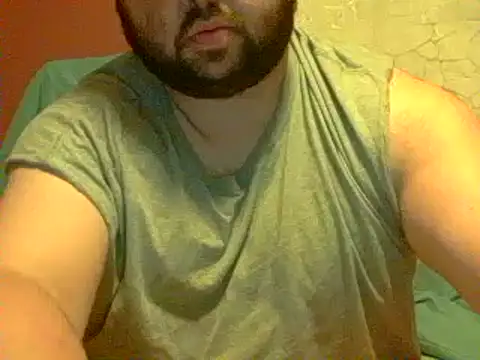 Snapshot of Strongbutgentle36 chatting on 09/25/25, 08:18 Strongbutgentle36 online show from 09/25/25, 08:18