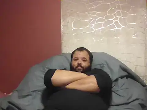 Snapshot of Strongbutgentle36 chatting on 09/30/25, 08:19 Strongbutgentle36 online show from 09/30/25, 08:19