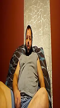 Snapshot of Strongbutgentle36 chatting on 10/04/25, 06:22 Strongbutgentle36 online show from 10/04/25, 06:22