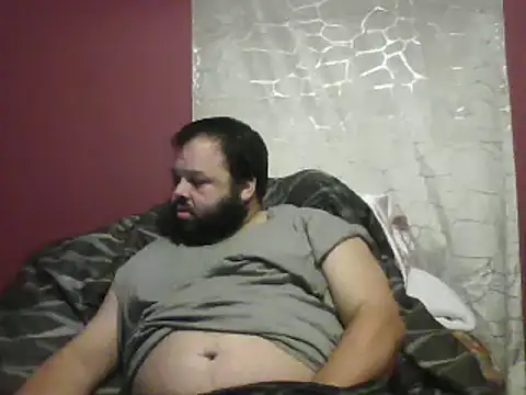 Snapshot of Strongbutgentle36 chatting on 10/06/25, 09:29 Strongbutgentle36 online show from 10/06/25, 09:29