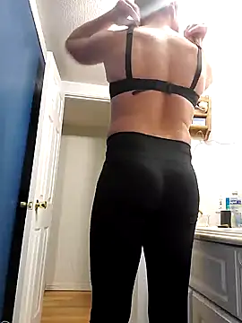 MaddyC6992 online show from 02/08/25, 12:49