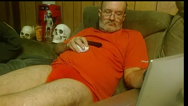 Snapshot of snickers1 chatting on 09/23/25, 06:27 snickers1 online show from 09/23/25, 06:27