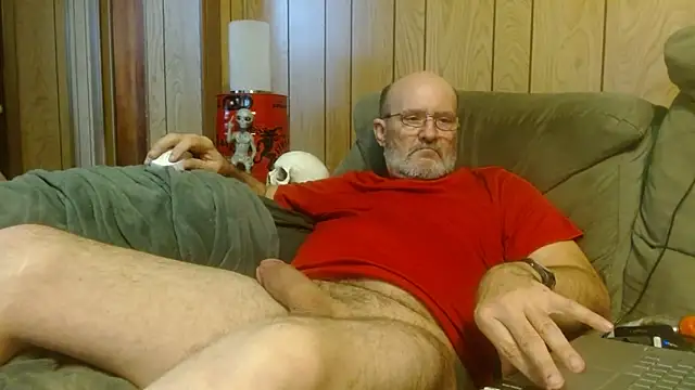 Snapshot of snickers1 chatting on 10/02/25, 03:08 snickers1 online show from 10/02/25, 03:08