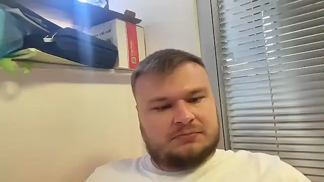 fmodel online show from 09/18/25, 09:44
