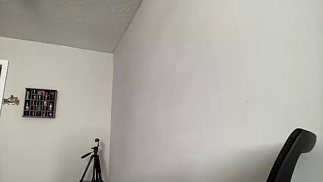 Creamesensation online show from 12/15/25, 06:34