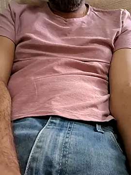 Snapshot of Leo_Big chatting on 01/30/25, 10:40 Leo Big online show from 01/30/25, 10:40