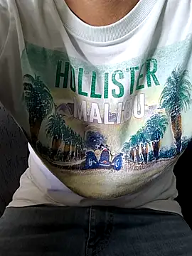 Snapshot of Leo_Big chatting on 02/12/25, 06:09 Leo Big online show from 02/12/25, 06:09