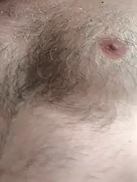 Snapshot of Leo_Big chatting on 10/08/25, 11:08 Leo Big online show from 10/08/25, 11:08