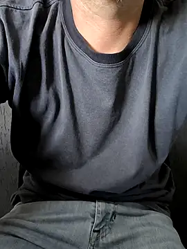 Snapshot of Leo_Big chatting on 02/19/26, 11:50 Leo Big online show from 02/19/26, 11:50