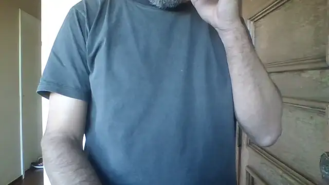 Snapshot of Leo_Big chatting on 06/22/26, 07:22 Leo Big online show from 06/22/26, 07:22